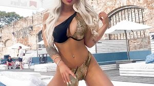 My first scene - My first anal! Lucky Bee 1 on 1, rough sex, 0% pussy, deepthroat, gapes, cum swallow in HD