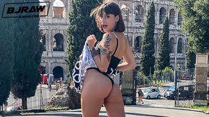 BJRAW Silvia Soprano has Roman lips