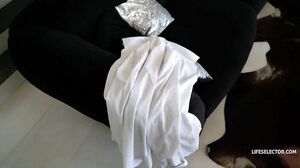 Veronica Leal - Risk & Pleasure