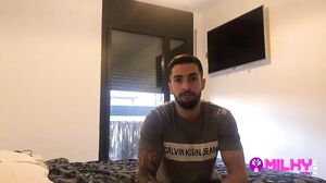 Is It Easy To Flirt And Fuck Through Tinder