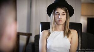 Kristen Scott - Being discipline in HD