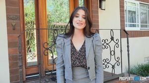 Aubree Valentine - Willing To Try Anything