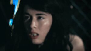 Olive Glass - Jungle girl