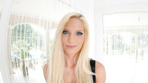 Candee Licious - Ass Traffic