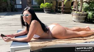 Mona Azar - Making A Mess In Mona