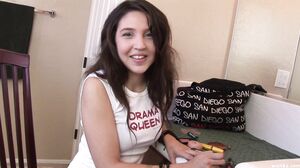 Teen Dream Michelle Gets Her Young Cunt Fucked