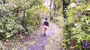 yinyleon - Horny Big Tits Latina Was Desperate To Suck