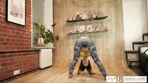 My18Teens - Sweetie Plum spreads her legs wide and deep