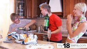 My18Teens - Group Sex Two Couples - Cum in Mouth