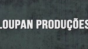 Fucking the brunette's hot ass