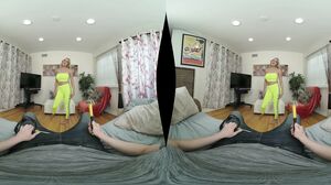 Caitlin Bell - Here Cums A New Challenger