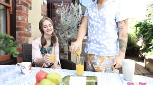 Rise And Shine - Pixie Faye, Juno