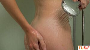 MILF Française Pauline Cooper Sodomisée Par Le Voisin V