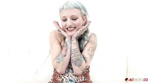 Beforeand After Getting Pussy Tattoo - Sascha Ink, Rive