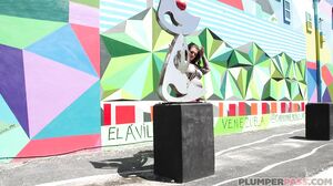 Erika Xstacy - Wandering In Wynwood in HD