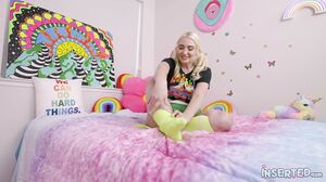 Kate Dee - Kate Feels Tingly Inside