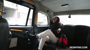 Crazy Sex In Cab - Vanessa Decker