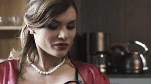 FrolicMe - Kitana Lure - Fulfilling