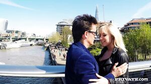 The Curvy Karlie Simon Gives a fat cock a wild pussy ri