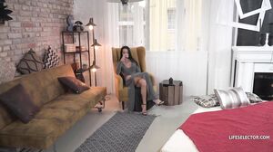 Anna Rose - A Day In Service A Bodyguard's Story - Life