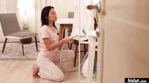 Kris The Foxx likes when her studs watch their dick fuck her pussy