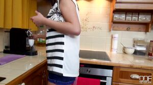 Dick For Slutty Girlfriend - Hannah Sweet