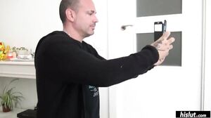 Apolonia Lapiedra wants a stud that is going to stretch her pussy out