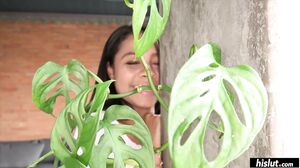 Maria Antonia Alzate's pussy is stretched out by Nacho's thick cock