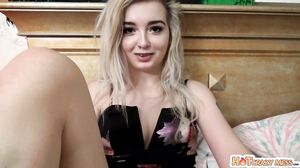 Lexi Lore - Dreaming Of Daddy