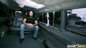 Zoey Sinn - She's a Sinner But She Can Fuck in HD