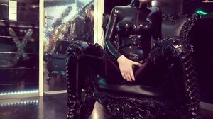 Alissa-Noir - Latexpussy befriedigt