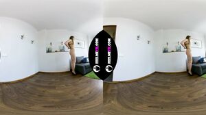 Sexy topmodel Evelina nude casting 180vr backstage