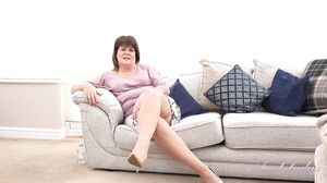 Step-Auntie Cassandra Gives You Detailed Jerk Off Instructions, Masturbates With You