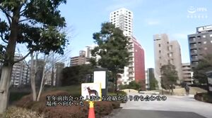 C-2731 My Wife’s Girlfriend Who Will Stay In Her Room “