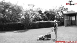 Skinny brunette milf with small tits get outdoor creamp