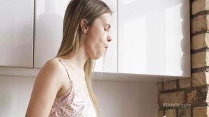 FemJoy - Ruth Chefs Kiss