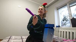 MiraDavid - Christmas Is Coming¡ The Elfie Got Early Gi