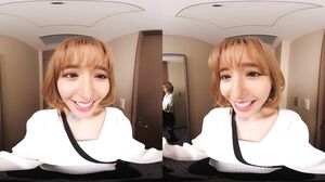 Sarina Momonaga - A Woman Addicted To Licking 1