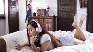 ModernDaySins - Vanna Bardot - Mad Fuckers Somebody Oug