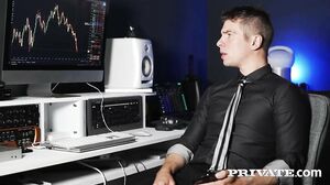 Hazel Moore Enjoys the Anal Life in HD