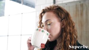 Superbe - Anna Braveheart - Home Alone