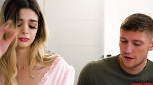 Smashed - Molly Little - Guess What He Said About My Pu