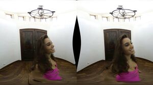 Uma Jolie - The Return of the Jolie