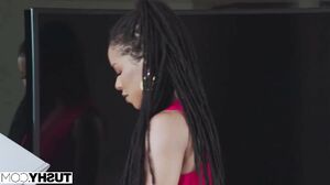 Kira Noir - Always Closing