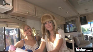 Two hotties get a black pecker