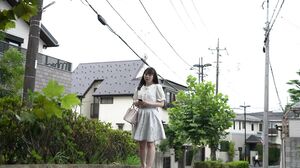 REAL-815 An Only Daughter Who Was Raised In A Strict Ho