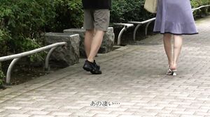 299EWDX-452 Neat F Cup Married Woman Shaking Her Hips F