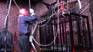 House of submission - Gimp in need of an emergency fuck