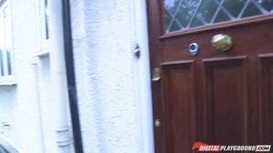 Chris Rocks, Chantelle Fox - Domestic Disturbance