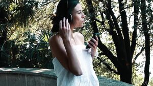 Valeria - Music & Shower